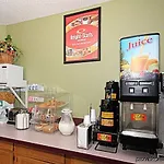 Econo Lodge Urbandale - Northwest Des Moines 