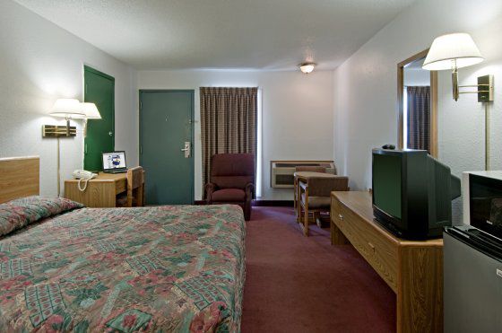 Hotel Econo - Northwest Des Moines 2*